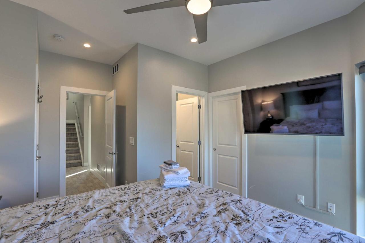 Denver Townhome With Rooftop Deck Walk To Mile High Eksteriør bilde